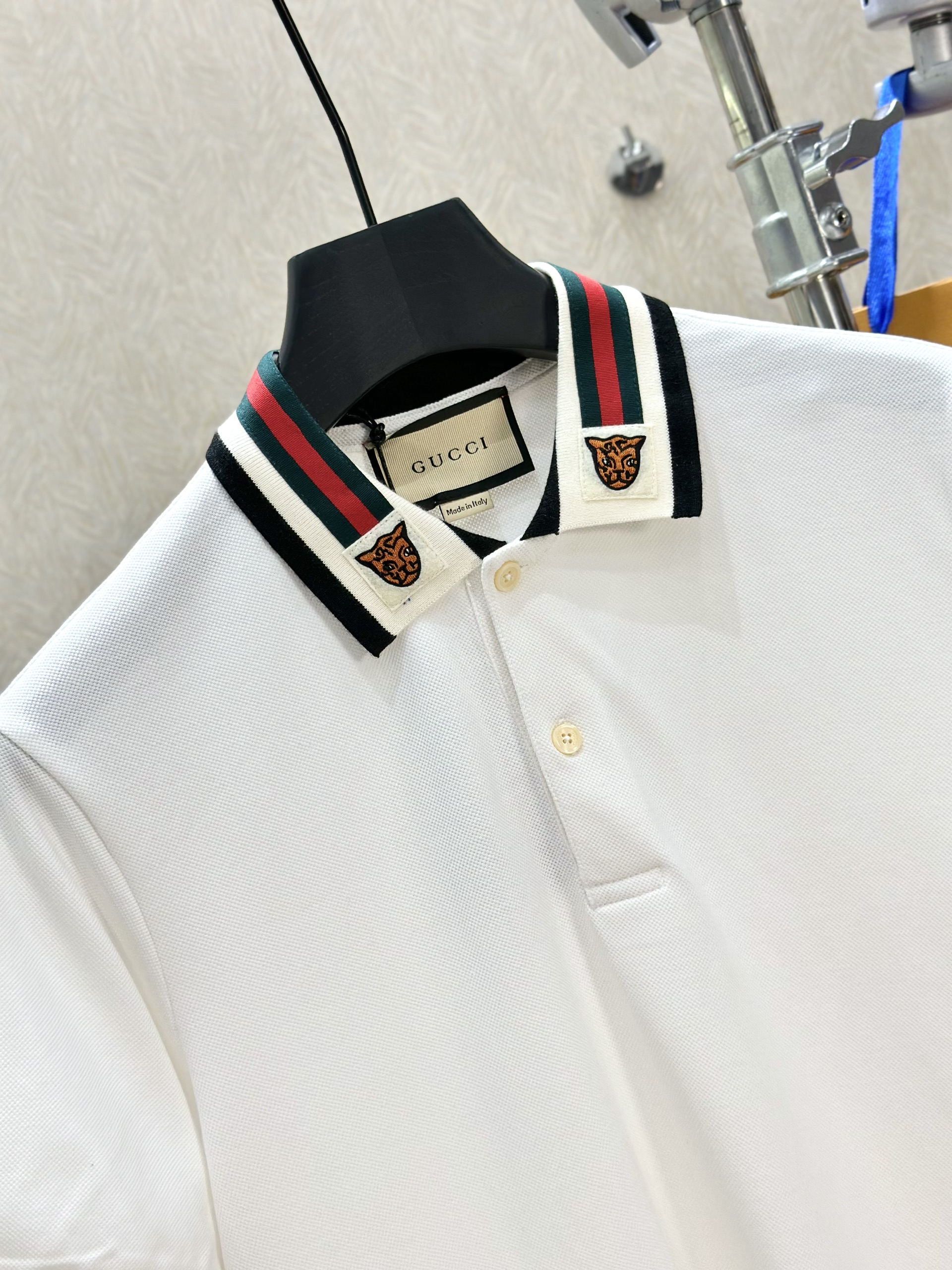 Áo polo Gucci GC trơn phối cổ kẻ sọc Xanh Đỏ logo mặt hổ Like Auth 1-1 on web VTN